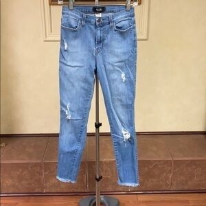 Akira Raw Hem High Rise Jeans size 9 (W28)